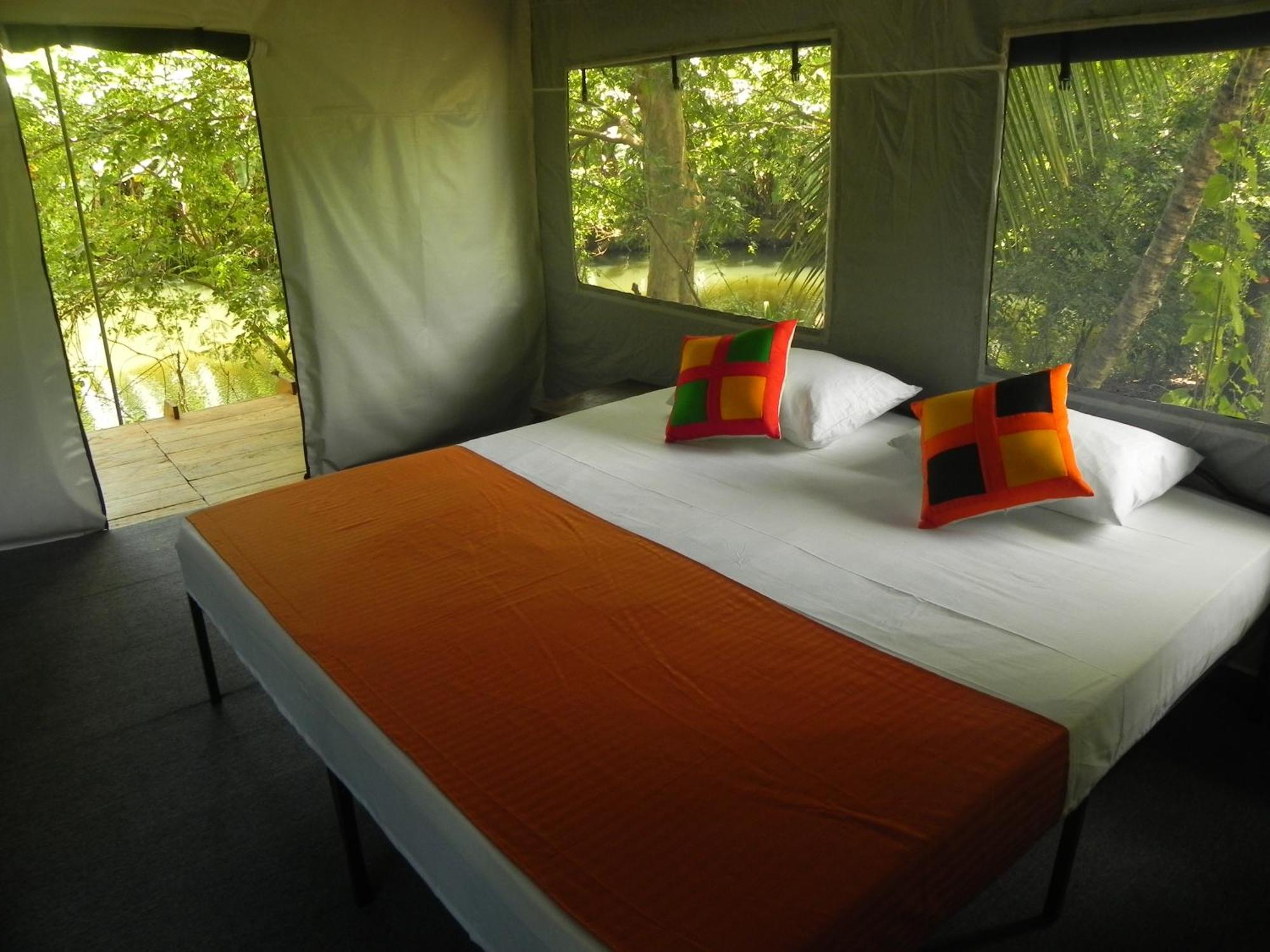 Makulu Safari Camping อุดาวาลาเว ภายนอก รูปภาพ