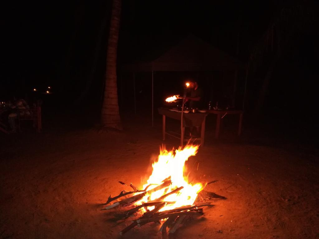 Makulu Safari Camping อุดาวาลาเว ภายนอก รูปภาพ